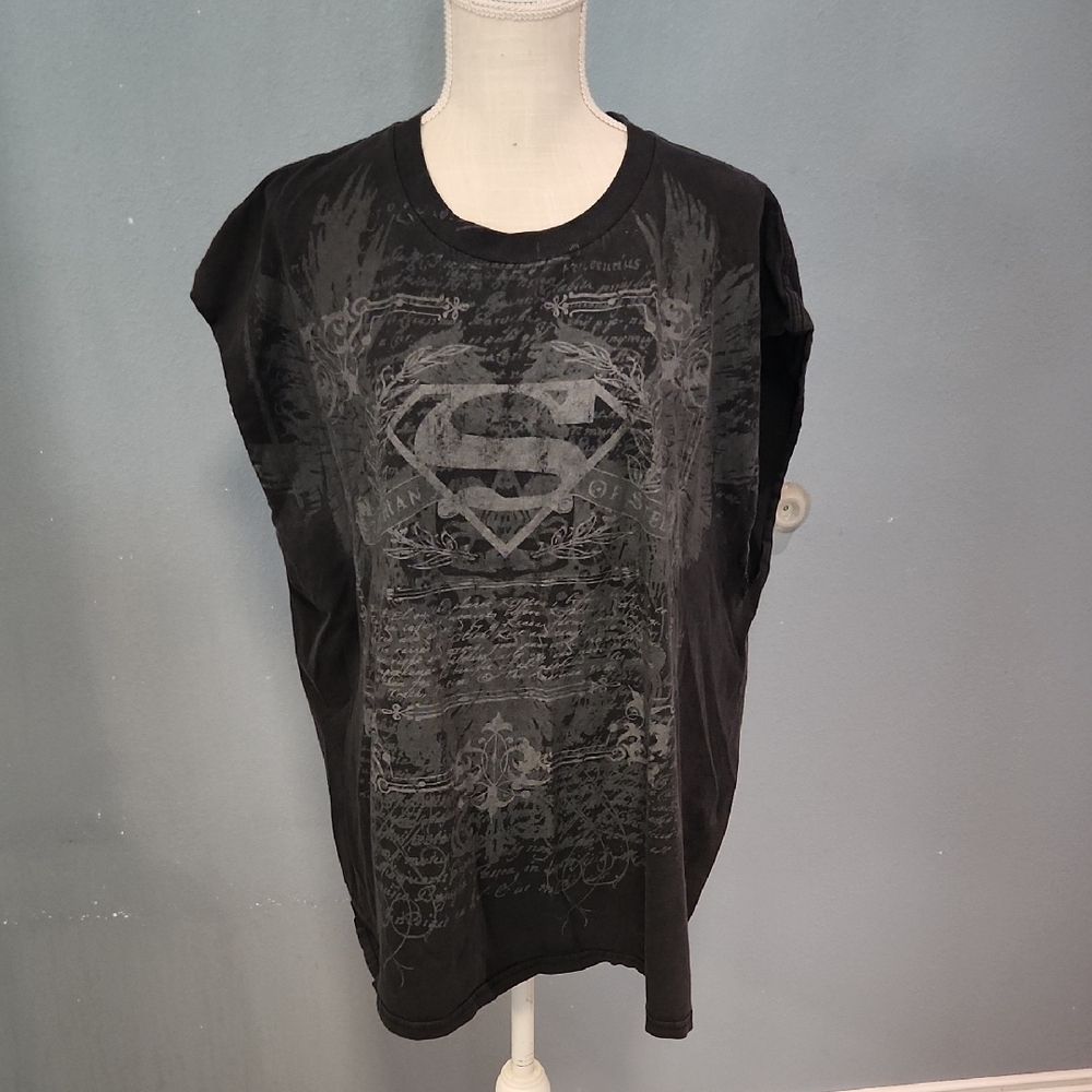Superman DC Comics Distressed Destroyed Raw Hem Sleeveless Relaxed Fit Shirt